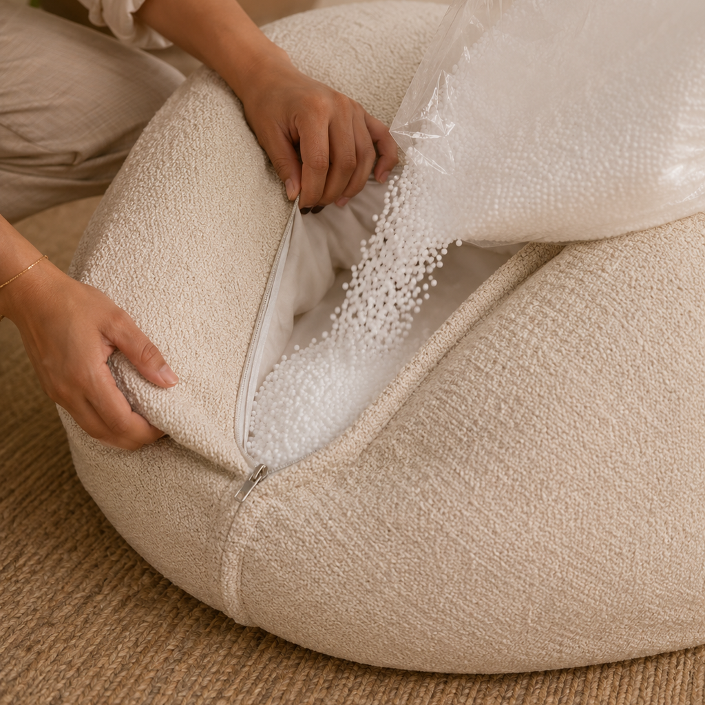 Pouf beige structuré